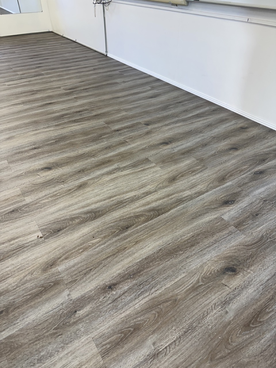 Flooring install